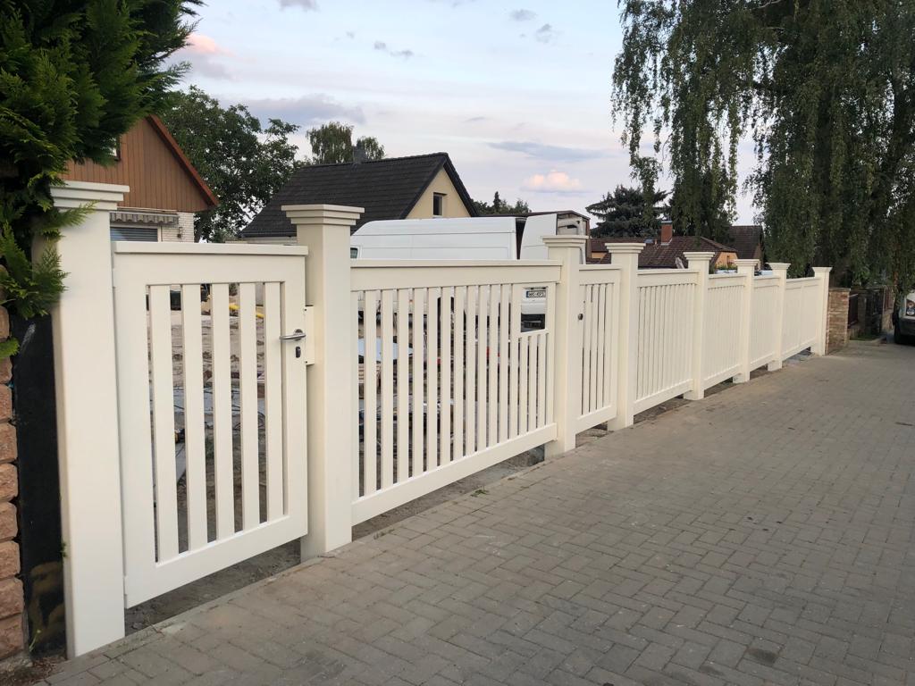 Zäune Tore Herstellung Lieferrung